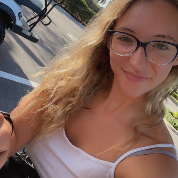 anika_schneider